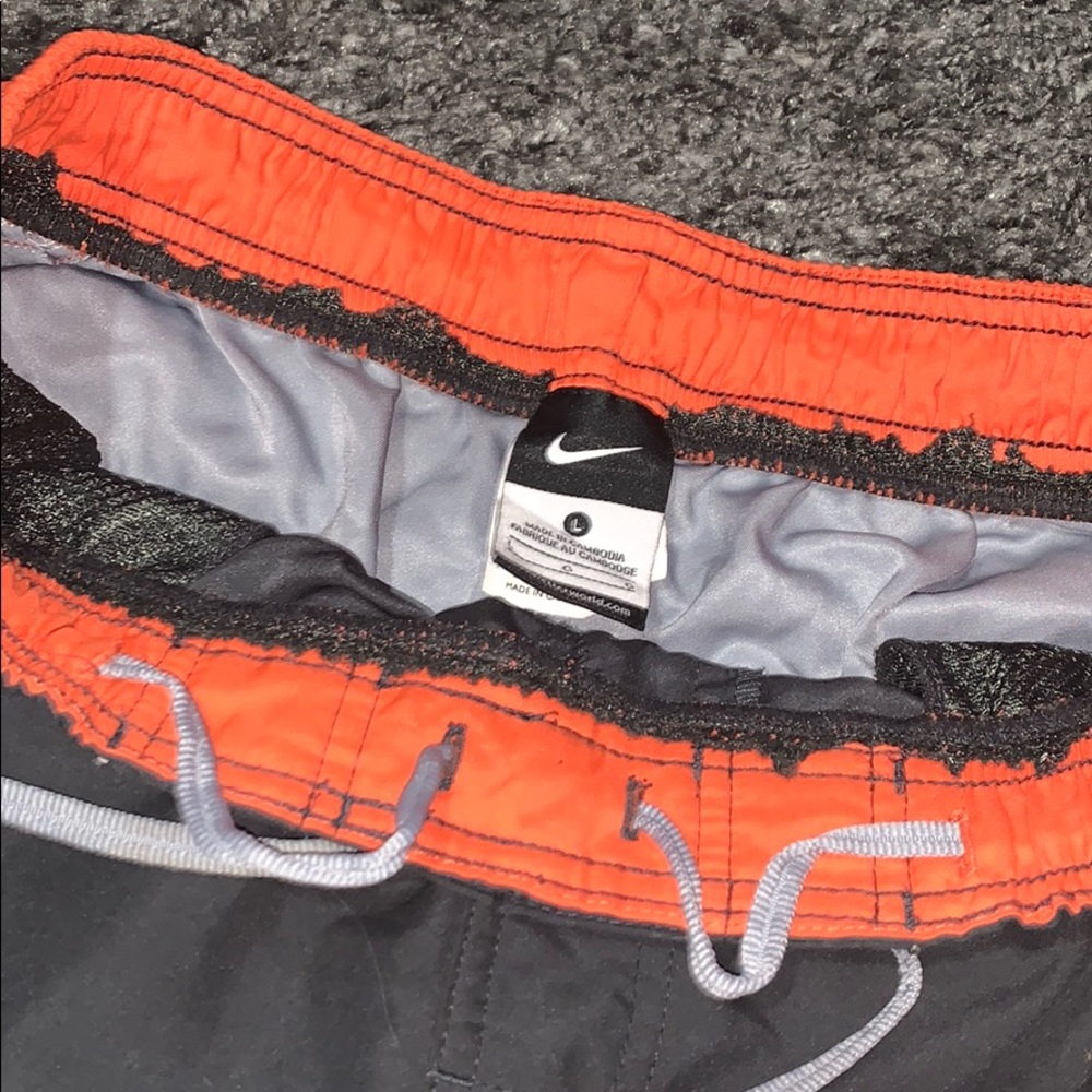 Nike swim trunks - Picture 5 of 5